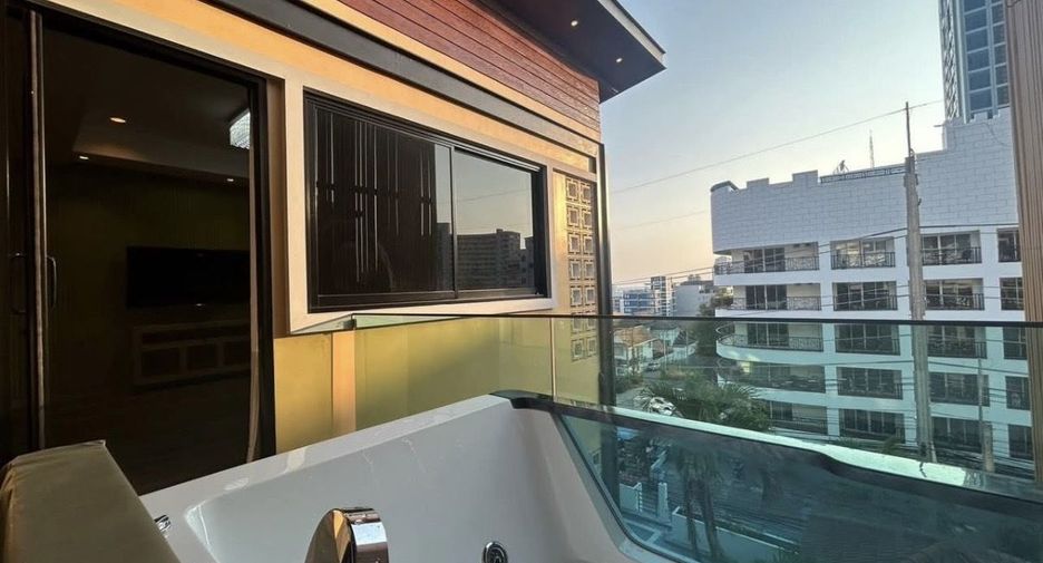 For rent 8 bedrooms hotel in Bang Lamung, Chonburi