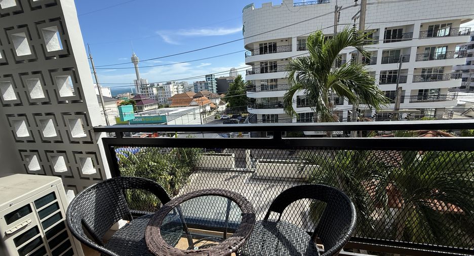 For rent 8 bedrooms hotel in Bang Lamung, Chonburi