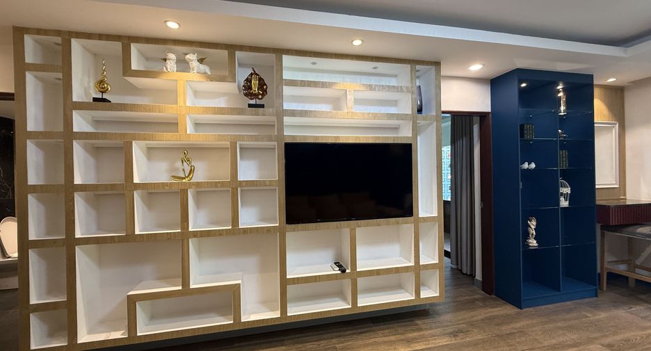 For rent 8 bedrooms hotel in Bang Lamung, Chonburi