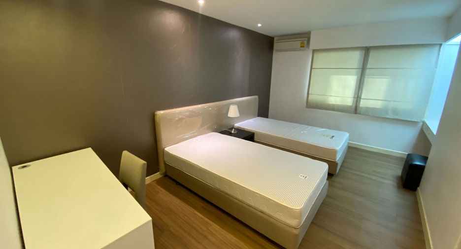 For rent 3 ベッドルーム condo in Watthana, Bangkok