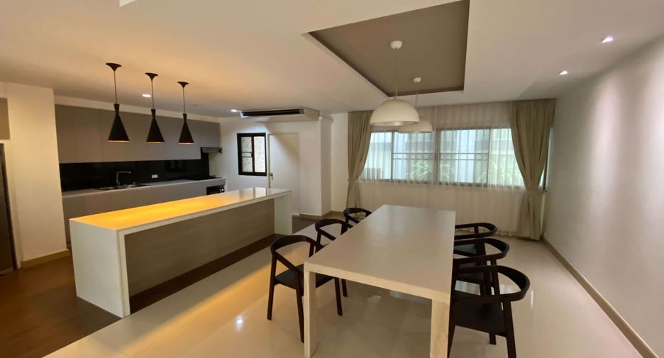 For rent 3 ベッドルーム condo in Watthana, Bangkok