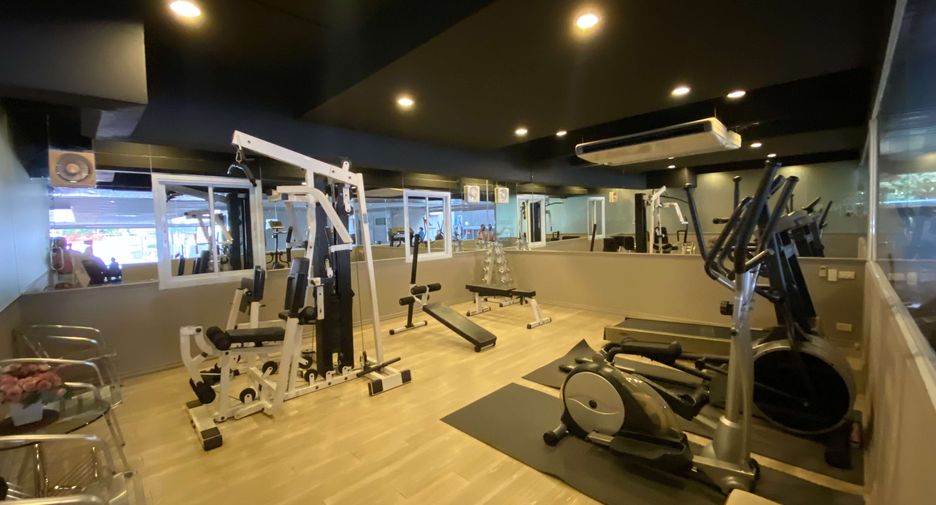 For rent 3 ベッドルーム condo in Watthana, Bangkok