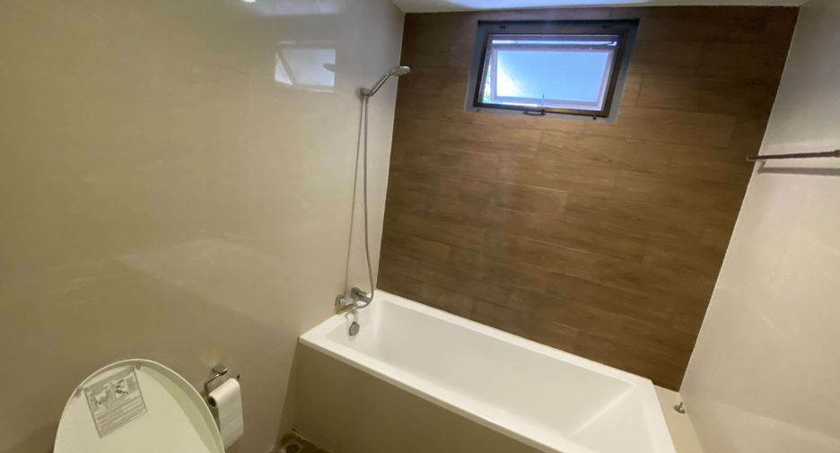 For rent 3 ベッドルーム condo in Watthana, Bangkok