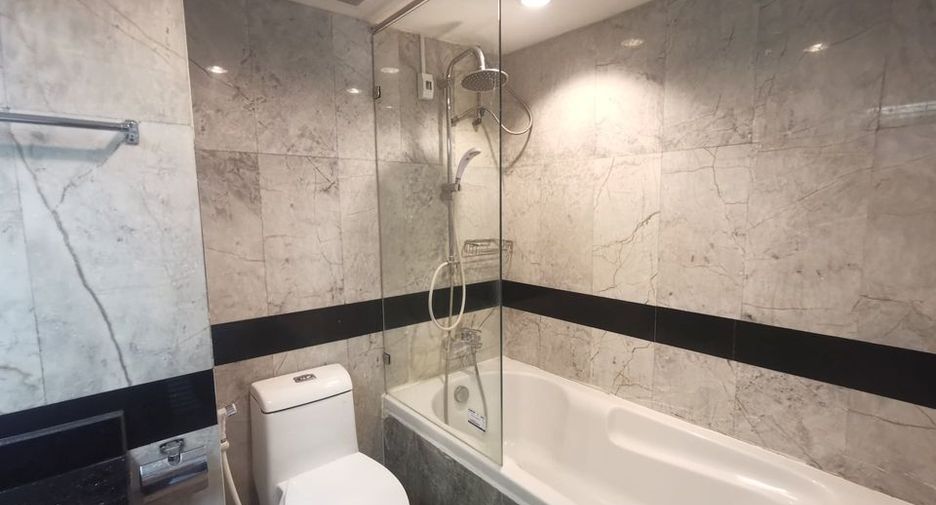 Wohnung zur Miete mit 3 Zimmer in Watthana, Bangkok