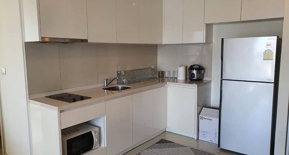 Wohnung zur Miete mit 2 Zimmer in Khlong Toei, Bangkok