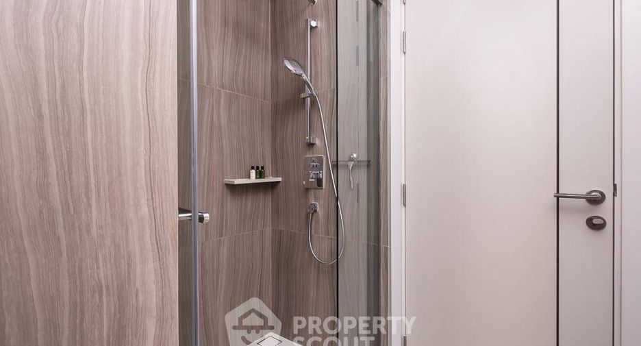 For rent 1 bed condo in Phaya Thai, Bangkok