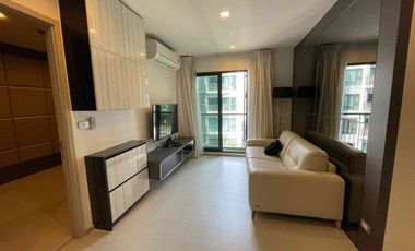Condo en alquiler y en venta de 2 habitaciones en Khlong Toei, Bangkok