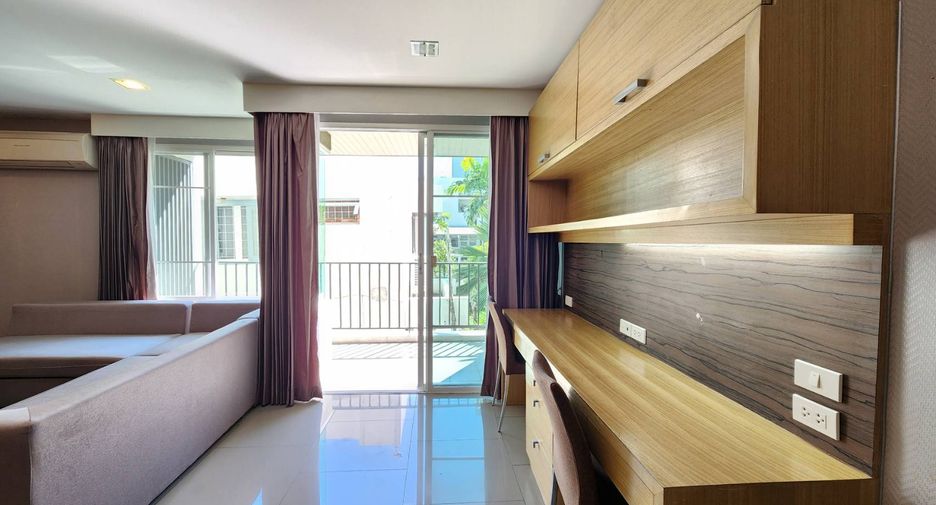 À louer 2 chambres condo à Watthana, Bangkok