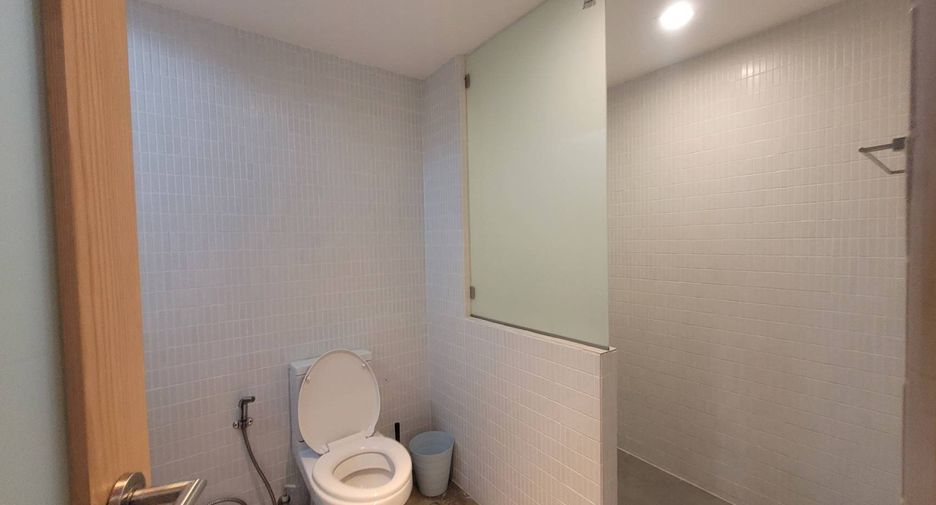 Wohnung zur Miete mit 2 Zimmer in Khlong Toei, Bangkok