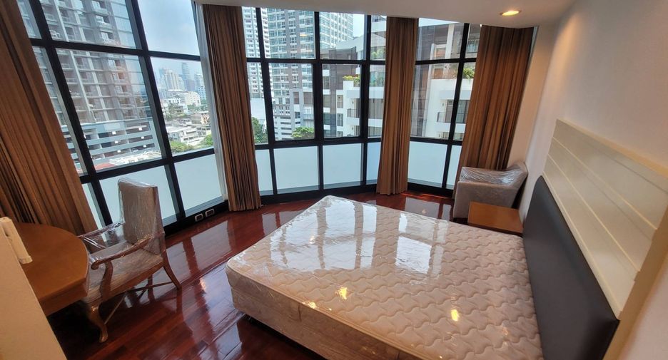 À louer 3 chambres condo à Khlong Toei, Bangkok