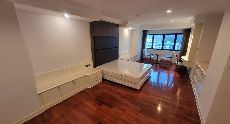 À louer 3 chambres condo à Khlong Toei, Bangkok
