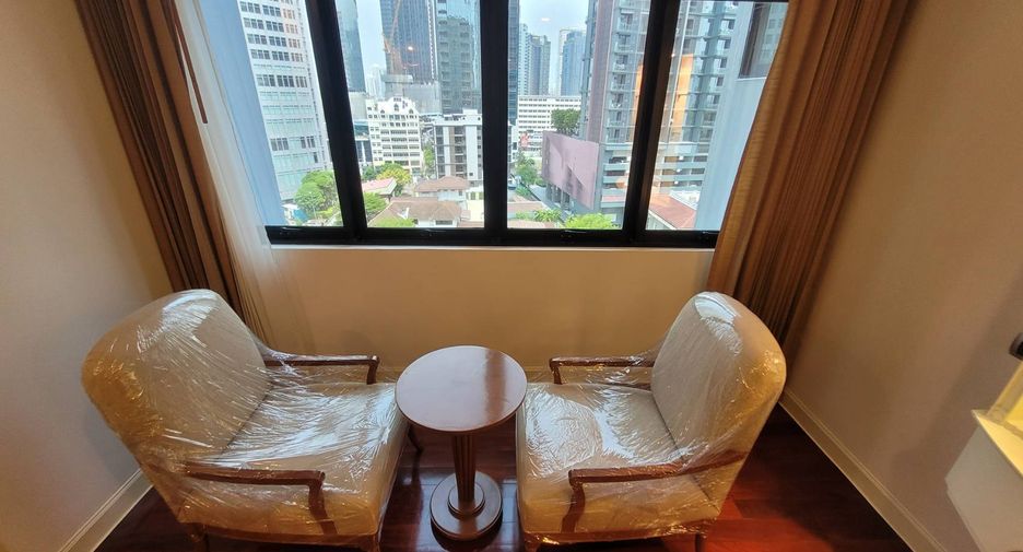 À louer 3 chambres condo à Khlong Toei, Bangkok