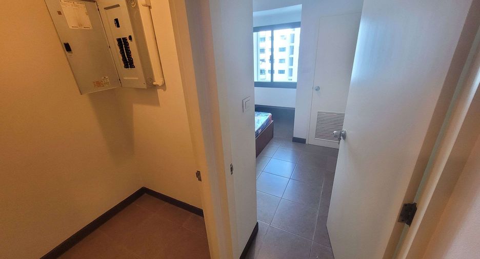 À louer 3 chambres condo à Khlong Toei, Bangkok