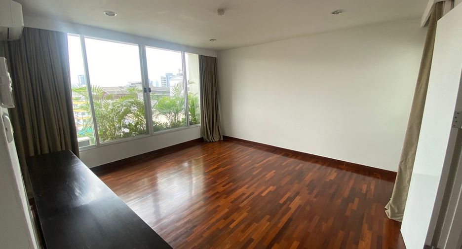 Wohnung zur Miete mit 3 Zimmer in Sathon, Bangkok