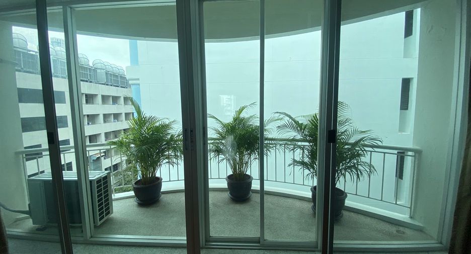 Wohnung zur Miete mit 3 Zimmer in Sathon, Bangkok