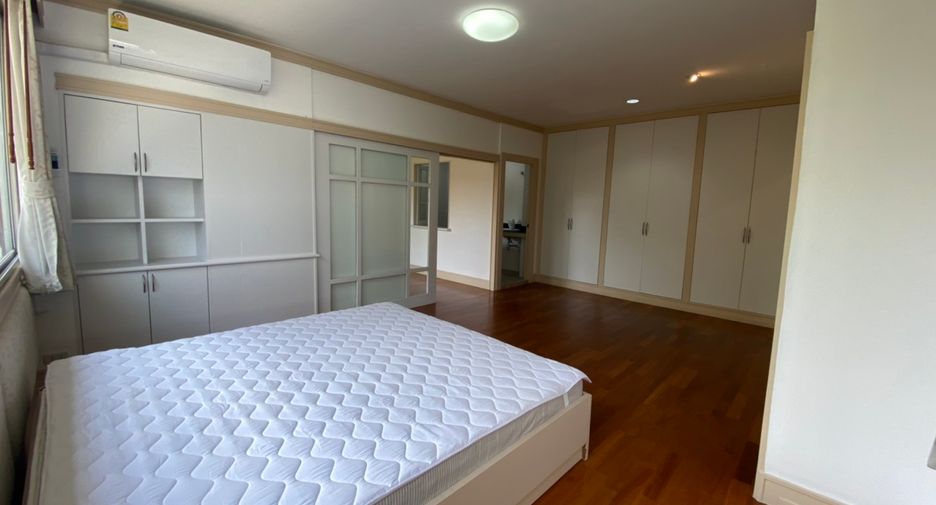 Wohnung zur Miete mit 2 Zimmer in Watthana, Bangkok