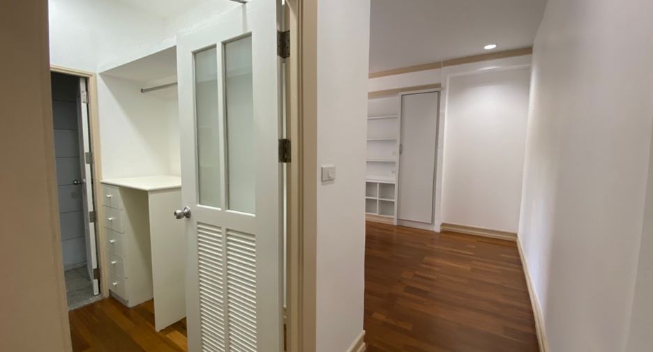 Wohnung zur Miete mit 2 Zimmer in Watthana, Bangkok