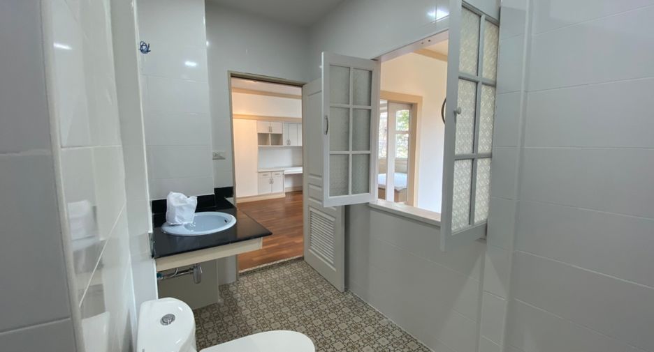 Wohnung zur Miete mit 2 Zimmer in Watthana, Bangkok