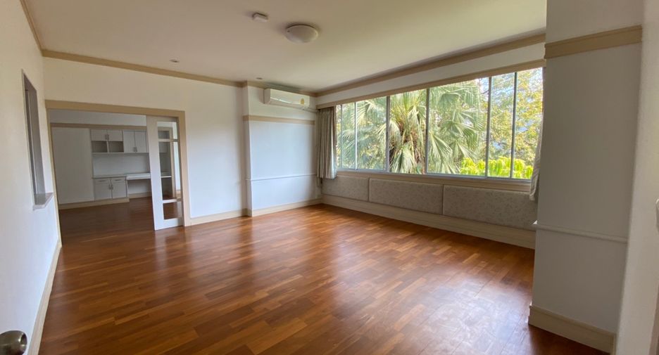 Wohnung zur Miete mit 2 Zimmer in Watthana, Bangkok