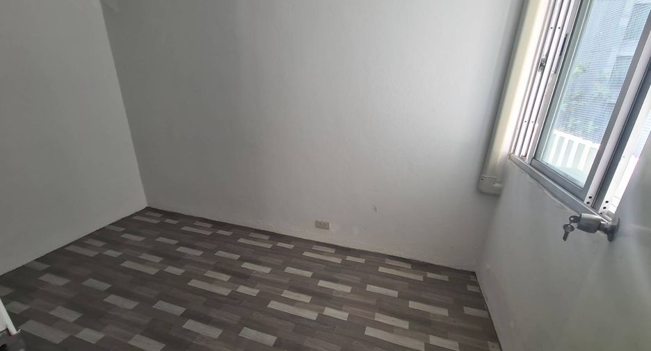 For rent 3 ベッドルーム condo in Watthana, Bangkok