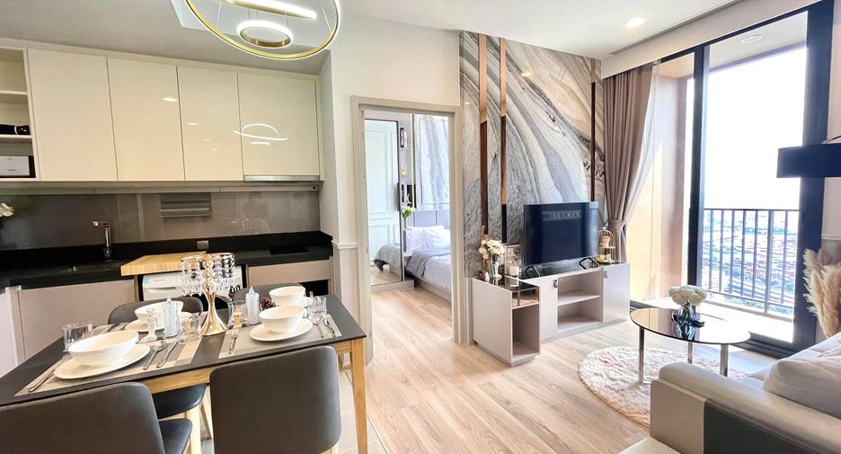 For rent 2 bedrooms condo in Khlong Toei, Bangkok