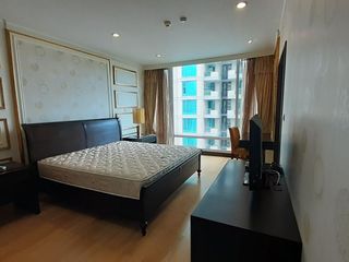 Wohnung zur Miete mit 4 Zimmer in Pathum Wan, Bangkok