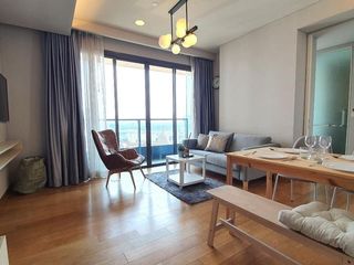 For rent and for sale 2 bedrooms condo in Khlong Toei, Bangkok
