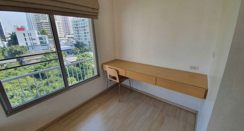 Condo en alquiler de 3 habitaciones en Khlong Toei, Bangkok