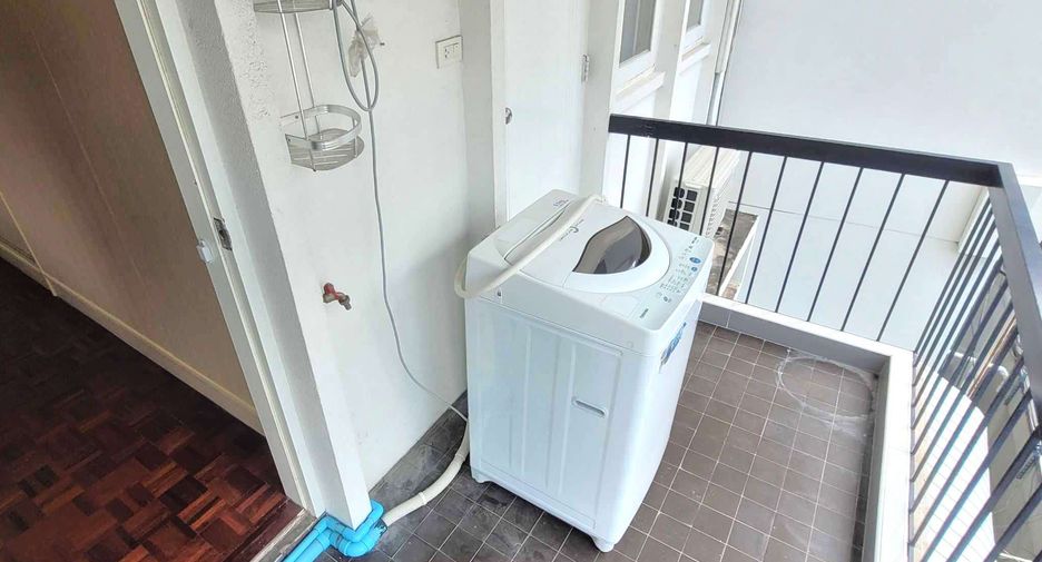 Condo en alquiler de 2 habitaciones en Pathum Wan, Bangkok