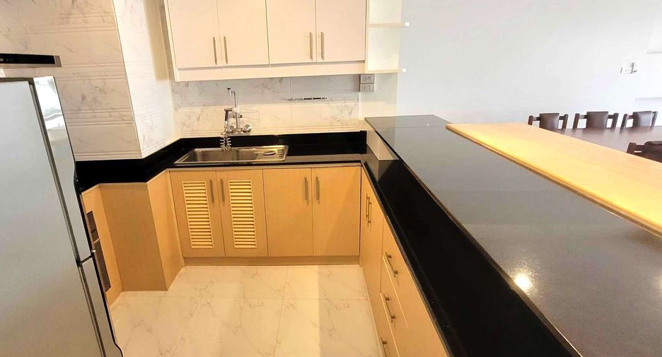Condo en alquiler de 2 habitaciones en Pathum Wan, Bangkok