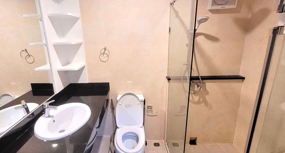 Condo en alquiler de 2 habitaciones en Pathum Wan, Bangkok
