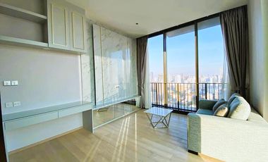 For rent 2 bedrooms condo in Pathum Wan, Bangkok
