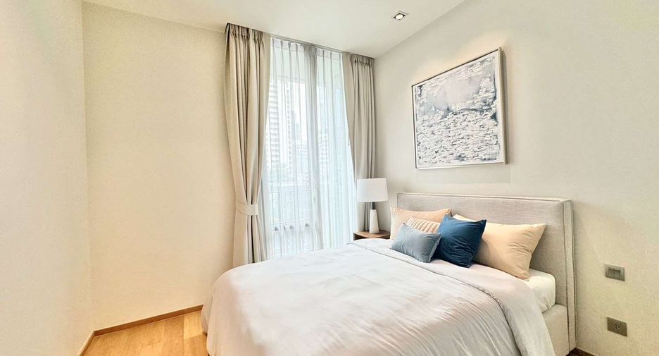 For rent 2 bedrooms condo in Pathum Wan, Bangkok
