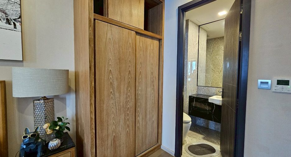 For rent 1 bed condo in Khlong Toei, Bangkok