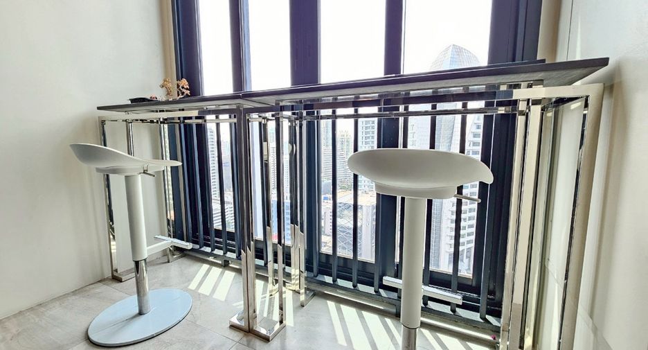 For rent 1 bed condo in Khlong Toei, Bangkok