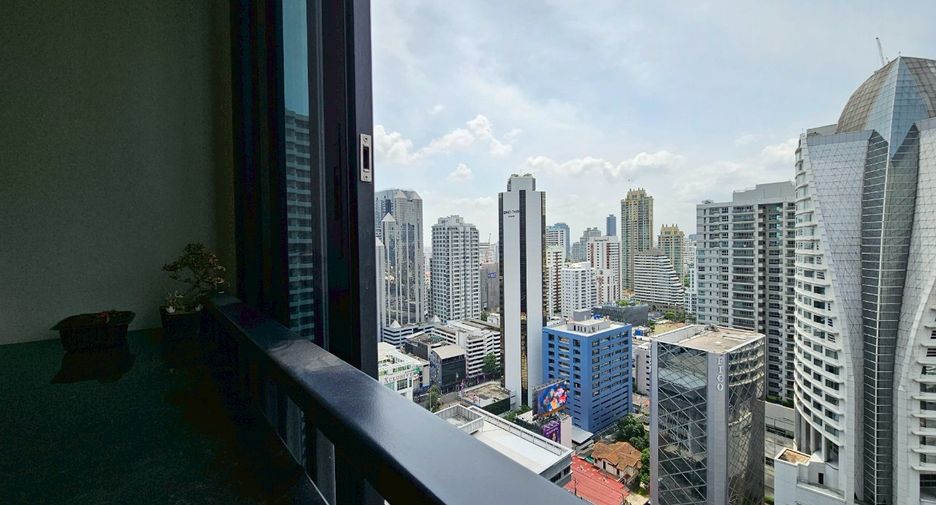 For rent 1 bed condo in Khlong Toei, Bangkok