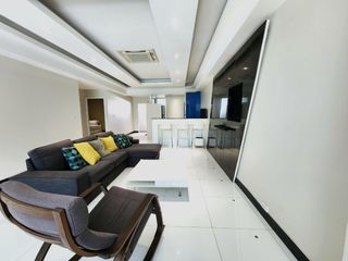 À louer 2 chambres condo à Khlong Toei, Bangkok