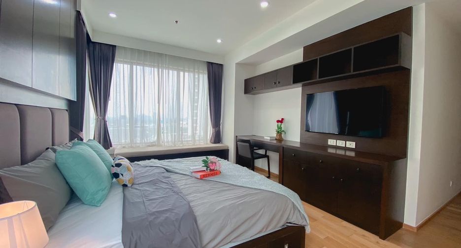 For rent and for sale 2 bedrooms condo in Khlong Toei, Bangkok