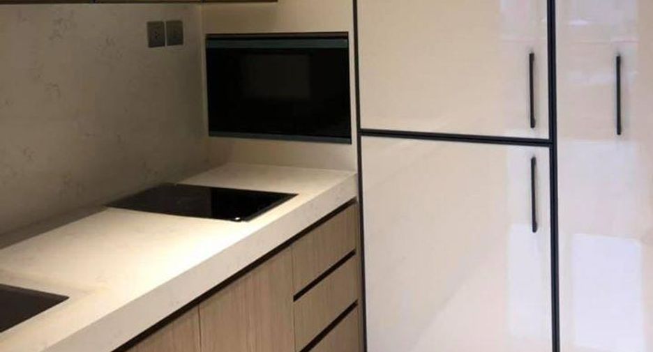 For rent and for sale 1 bed condo in Khlong Toei, Bangkok