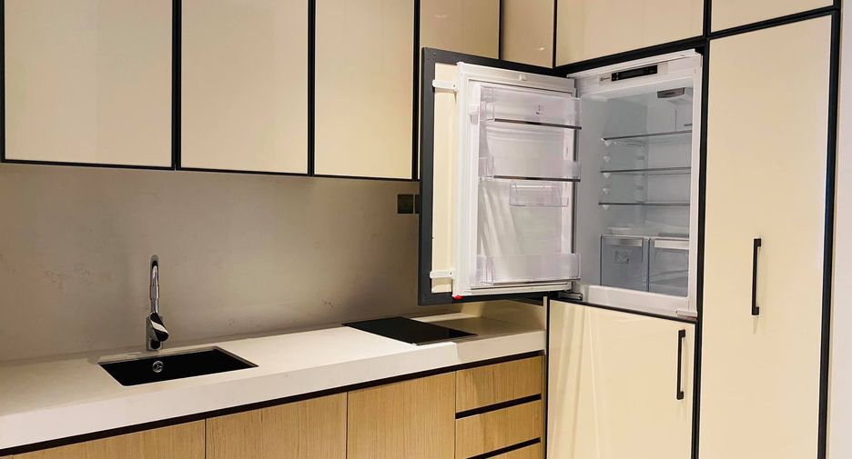 For rent and for sale 1 bed condo in Khlong Toei, Bangkok