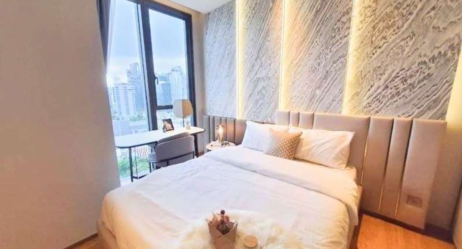 For rent 2 bedrooms condo in Khlong Toei, Bangkok