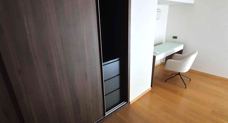 Wohnung zur Miete und zum Kauf mit 2 Zimmer in Watthana, Bangkok