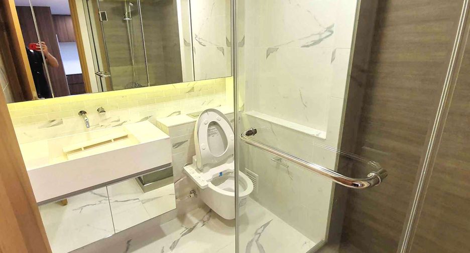 Wohnung zur Miete und zum Kauf mit 2 Zimmer in Watthana, Bangkok