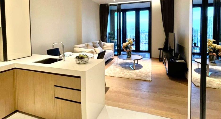 For rent and for sale 1 bed condo in Khlong Toei, Bangkok
