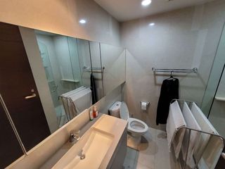 Аренда 2 спальни кондо в Щаттхана, Бангкок