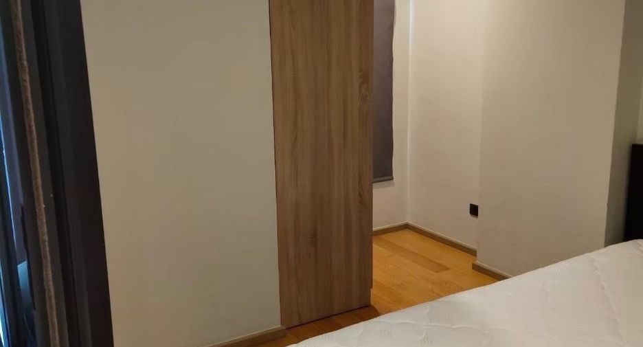 For sale 1 bed condo in Phra Khanong, Bangkok
