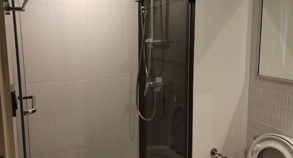 For sale 1 bed condo in Phra Khanong, Bangkok