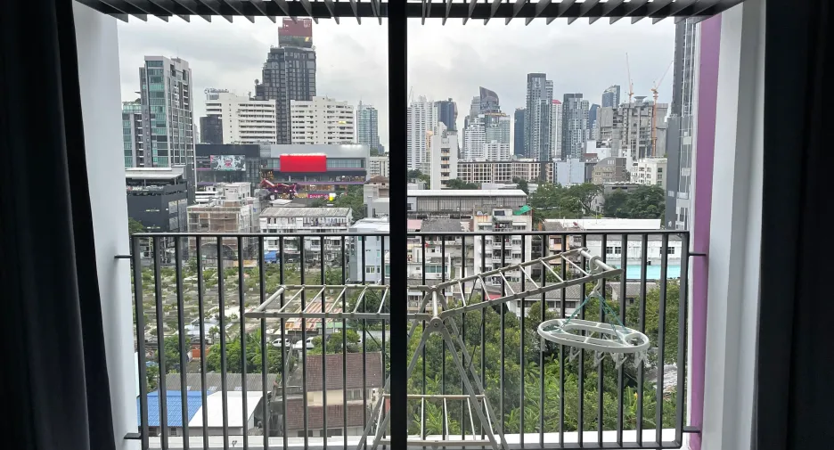 For rent 2 bedrooms condo in Watthana, Bangkok