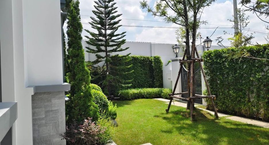 For rent 4 bedrooms house in Saphan Sung, Bangkok