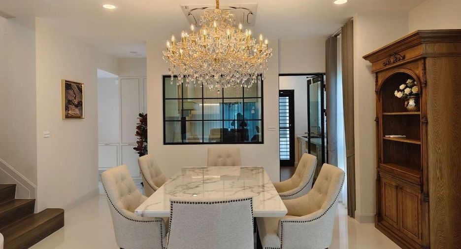 For rent 4 bedrooms house in Saphan Sung, Bangkok